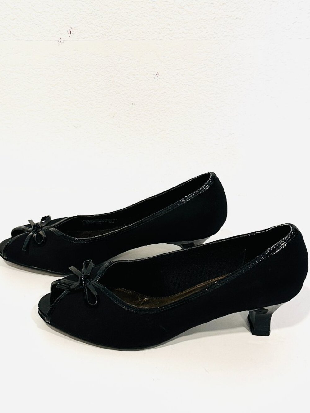 LifeStride Lina Pumps Black Peep Toe Spool Kitten Heel Bow Comfort Women Size 9M